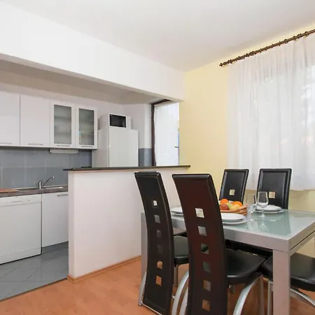 In With Wifi Vikendica