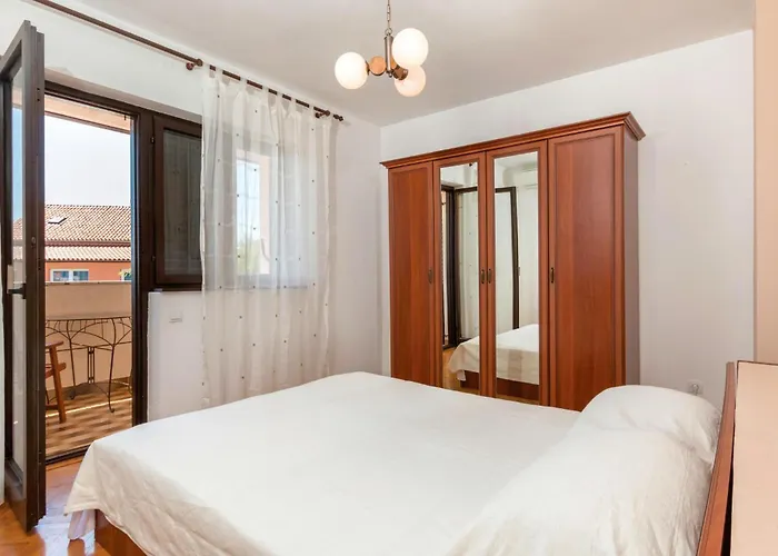 In With Wifi * Póla